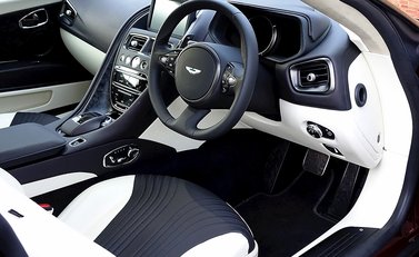 Aston Martin DB11 Launch Edition 15