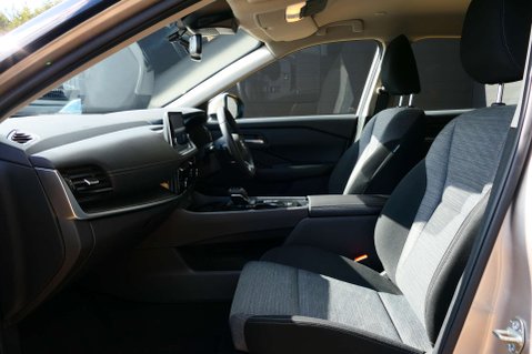 Nissan X-Trail 1.5 X-Trail Acenta Premium MHEV CVT 5dr 36