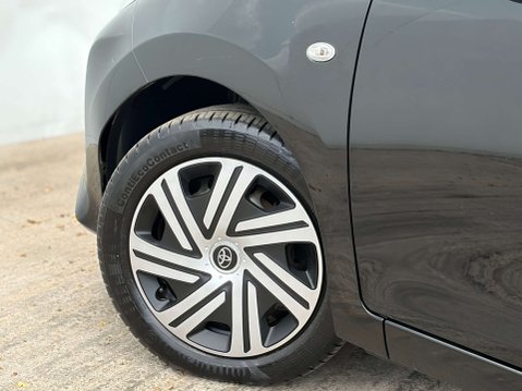 Toyota Aygo 1.0 Aygo X-Play TSS VVT-i 5dr 41
