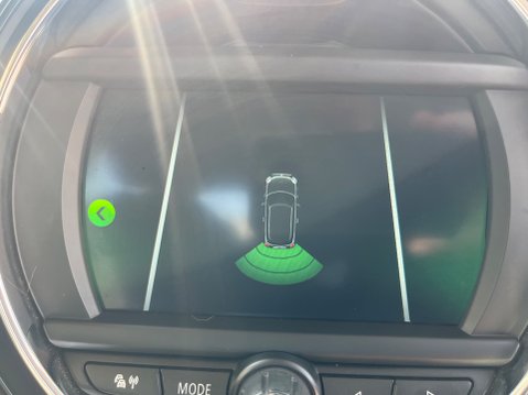 Mini Hatch 1.5 COOPER 16