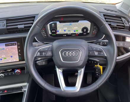Audi Q3 1.5 Q3 Sport 35 TFSI Semi-Auto 5dr 20