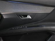 Peugeot 3008 S/S ALLURE 36