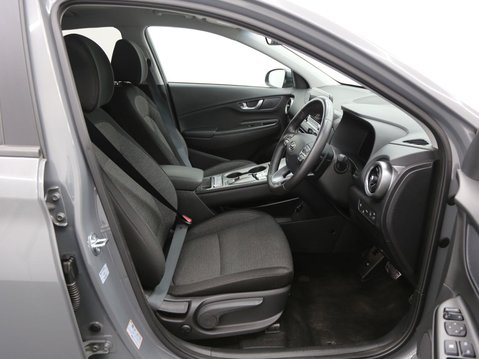 Hyundai KONA 39kWh Premium Auto 5dr (10.5kW Charger) 20
