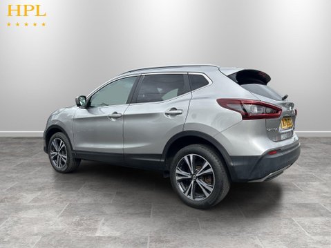 Nissan Qashqai 1.3 DIG-T N-Connecta SUV 5dr Petrol DCT Auto Euro 6 (s/s) (160 ps) 5