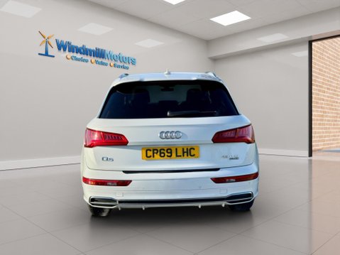 Audi Q5 2.0 TFSI 45 S line S Tronic quattro Euro 6 (s/s) 5dr 9