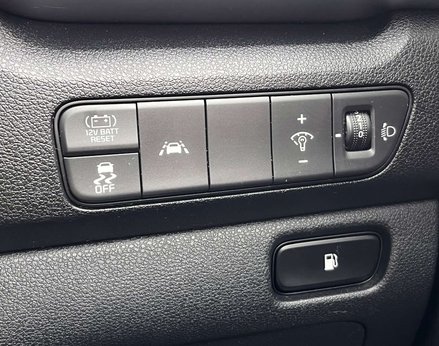 Kia Niro 1.6 Niro 2 Semi-Auto 5dr 66