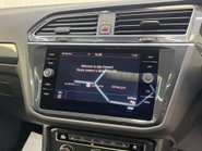Volkswagen Tiguan 2.0 Tiguan SEL TDI 4Motion Semi-Auto 4WD 5dr 90