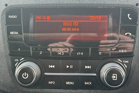 Iveco Daily 35C14 Toolpod Tipper - Rear Camera 26