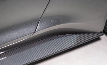 Aston Martin Vanquish ZAGATO 37