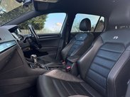 Volkswagen Golf 2.0 Golf R DSG 4WD 5dr 39