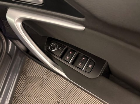 Kia Ceed 1.5 T-GDi 2 Euro 6 (s/s) 5dr Non-ADAP 34
