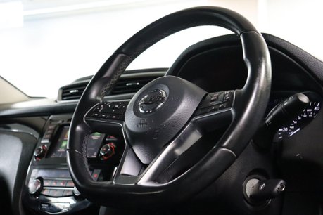 Nissan Qashqai DIG-T ACENTA PREMIUM 12