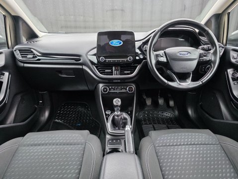 Ford Fiesta 1.0T EcoBoost Titanium Euro 6 (s/s) 5dr 9