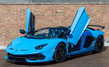 Lamborghini Aventador SVJ LP 770-4 Roadster 7