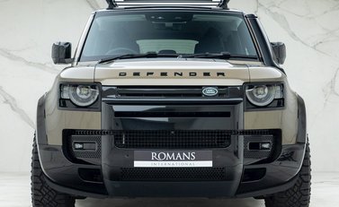 Land Rover Defender 110 D250 First Edition 4