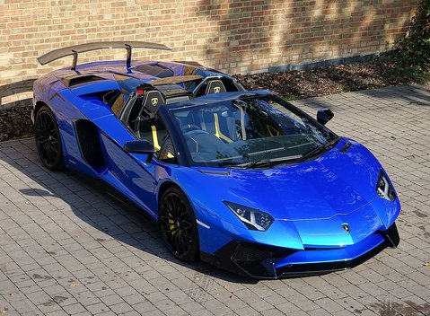 Lamborghini Aventador SV Roadster 28