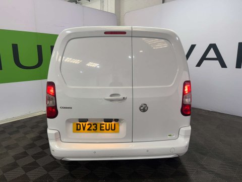 Vauxhall Combo 1.5 Combo 2300 Professional Turbo D S/S 8