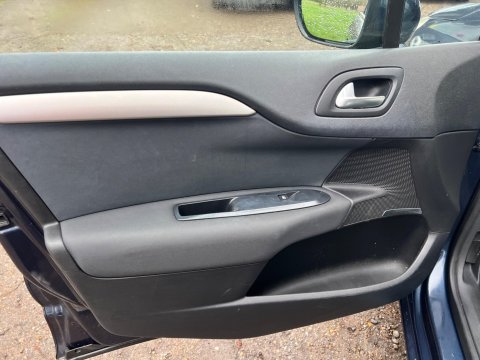 Citroen C4 VTR PLUS HDI 39