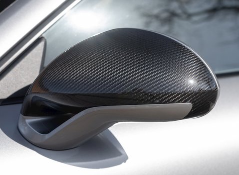 Porsche 911 GT3 RS Weissach (991.2) 28