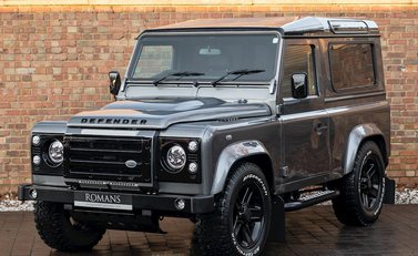 Land Rover Defender 90 XS URBAN TRUCK Carbon Edition 6