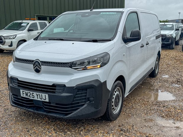 Citroen Dispatch MWB L2H1 Low Roof Enterprise 280 EURO 6 2