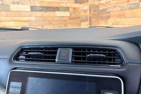 Nissan LEAF 40kWh Tekna Hatchback 5dr Electric Auto (150 ps) 44