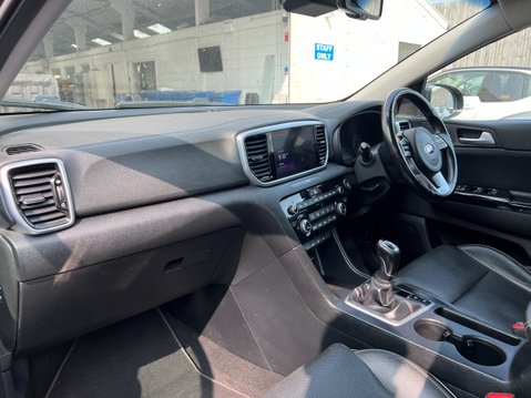 Kia Sportage 1.6 CRDi MHEV 3 SUV 5dr Diesel Hybrid Manual Euro 6 (s/s) (134 bhp) 17
