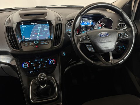 Ford Kuga TITANIUM TDCI 12