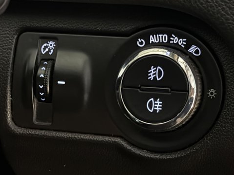 Vauxhall Insignia Country Tourer NAV BI-TURBO 22