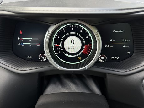 Aston Martin DB11 V8 57