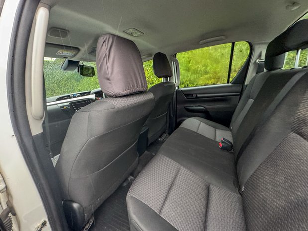 Toyota Hilux Active | 2.4 LT [SOLD MM] Double Cab | Tow Bar | Camera | Air Con | 10