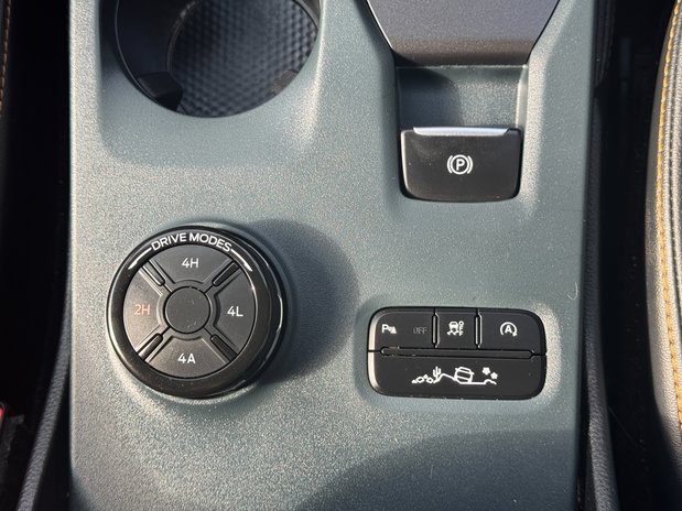 Ford Ranger Wildtrak X | Auto | 2 LT | (SOLD CM) Double Cab | Sensors | Camera | EURO 6 40