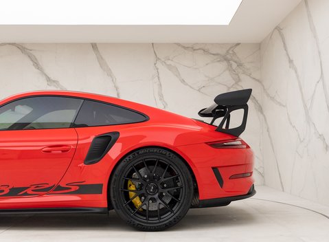 Porsche 911 (991.2) GT3 RS Weissach 28