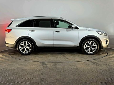 Kia Sorento KX-4 2.2 CRDI AUTOMATIC 4X4 7 SEATER 5
