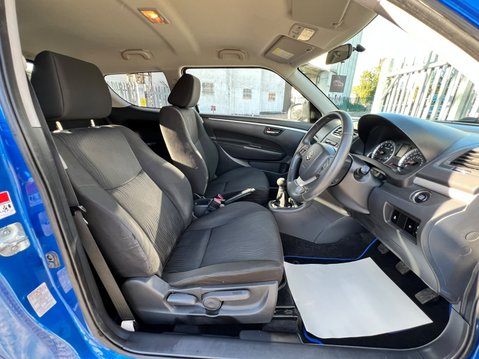 Suzuki Swift SZ4 27
