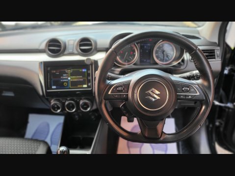 Suzuki Swift SZ5 BOOSTERJET SHVS MHEV 30