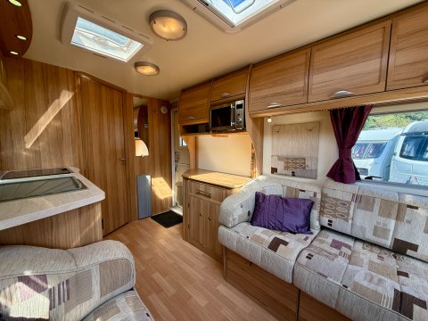 Bailey Unicorn Seville  14