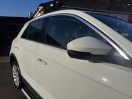 Volkswagen T-Roc SE TSI EVO 10