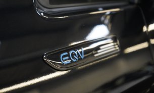 Mercedes-Benz Eqv 300 SPORT PREMIUM 7 Seats Full MB Service history Adaptive Cruise 360 Cam  9