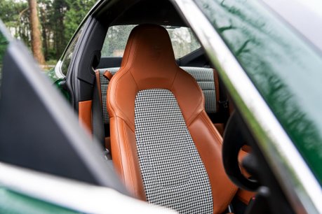 Porsche 911 CARRERA S. £50K IN EXTRAS. PTS PAINTWORK. HERITAGE PACKAGE. BURMESTER. LIFT 17