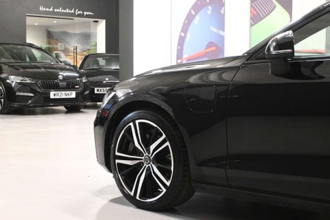 Volvo V60 2.0 V60 R-Design T6 Recharge AWD Auto 4WD 5dr 15