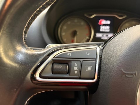 Audi S3 2.0 TFSI Sportback 5dr Petrol S Tronic quattro Euro 6 (s/s) (300 ps) 17