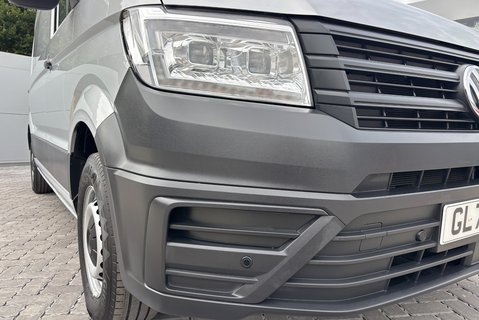 Volkswagen Crafter CR35 177 ps Tdi L2 H2 Trendline DSG Panel Van 20