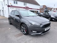 Ford Focus 1.0 ST-LINE X 4