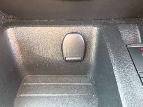 Nissan Qashqai 1.3 Qashqai N-Connecta DiG-T 5dr 49