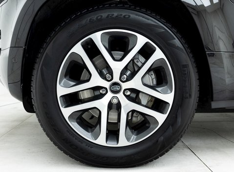 Land Rover Defender 110 XS Edition P400 8