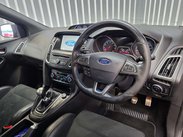 Ford Focus 2.3T EcoBoost RS Hatchback 5dr Petrol Manual AWD Euro 6 (s/s) (350 ps) 21