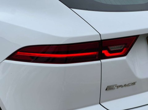 Jaguar E-Pace 2.0 E-Pace R-Dynamic S D AWD Automatic 4WD 5dr - NATIONAL DELIVERY* 57