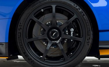 Aston Martin Vantage GT8 8