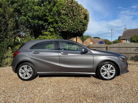 Mercedes-Benz A Class 2.1 A200d Sport (Premium Plus) 7G-DCT Euro 6 (s/s) 5dr 6